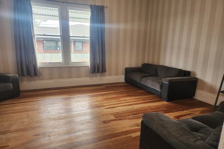 Photo of property in 10a Hereford Street, West End, Palmerston North, 4410