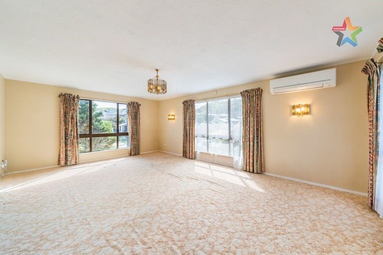 Photo of property in 236 Major Drive, Kelson, Lower Hutt, 5010