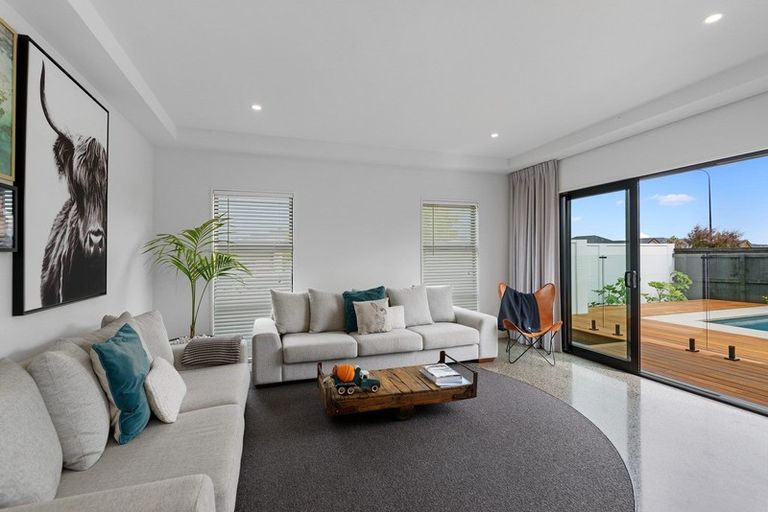 Photo of property in 2 Canter Lane, Aidanfield, Christchurch, 8025