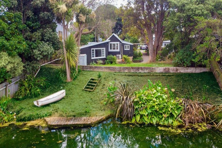 Photo of property in 42 Kuku Street, Te Awanga, 4102