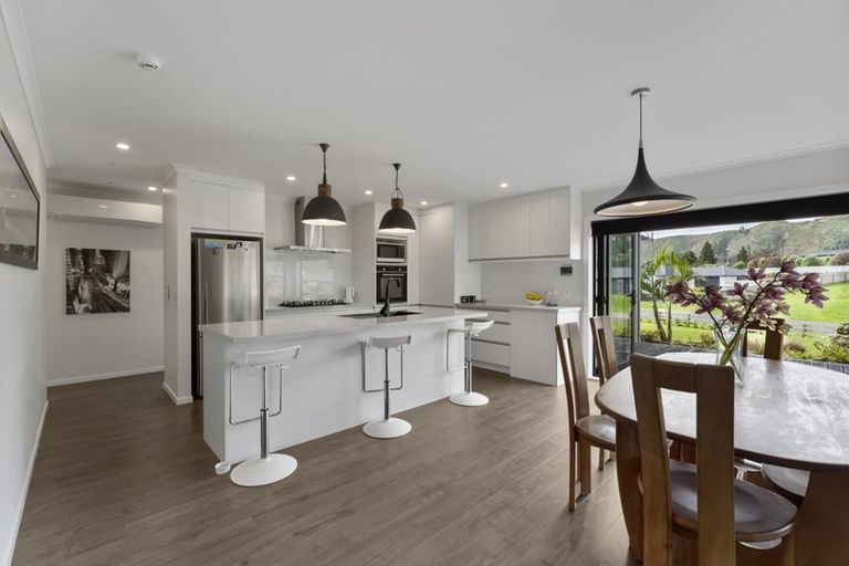 Photo of property in 4 Honoiti Ranapiri Place, Manakau, Levin, 5573