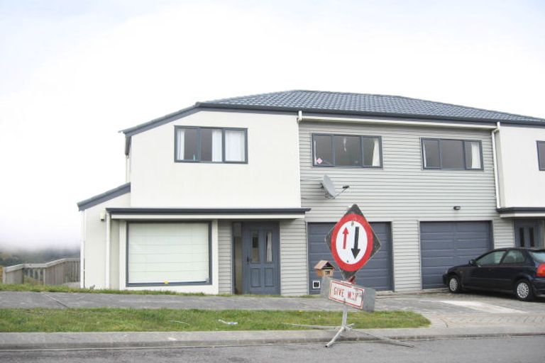 Photo of property in 4a Landsdowne Terrace, Karori, Wellington, 6012