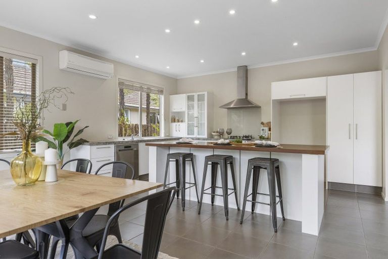 Photo of property in 2/745 Acacia Bay Road, Acacia Bay, Taupo, 3330