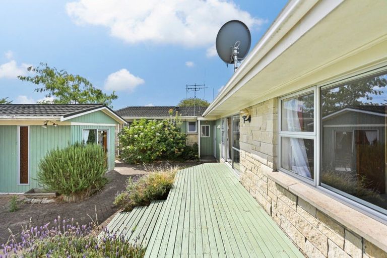 Photo of property in 10 Glen Lynne Avenue, Queenwood, Hamilton, 3210