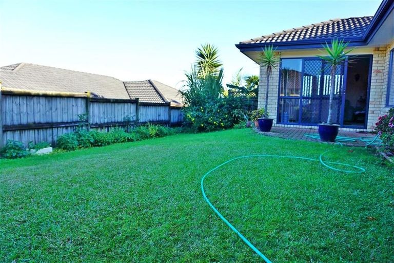 Photo of property in 45 Magic Way, Randwick Park, Auckland, 2105
