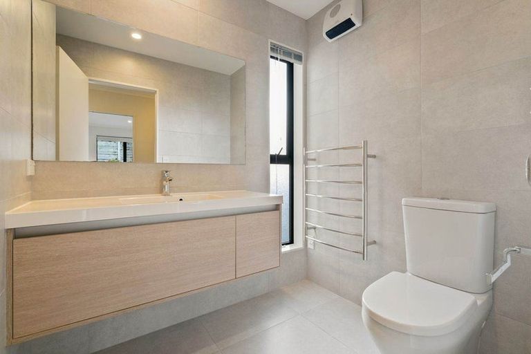 Photo of property in 55 Matairangi Avenue, Totara Heights, Auckland, 2105