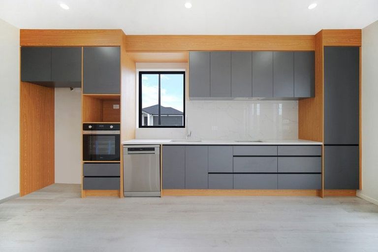 Photo of property in 20 Ihi Place, Karaka, 2578