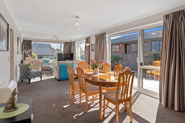 Photo of property in 103 Centaurus Road, Huntsbury, Christchurch, 8022