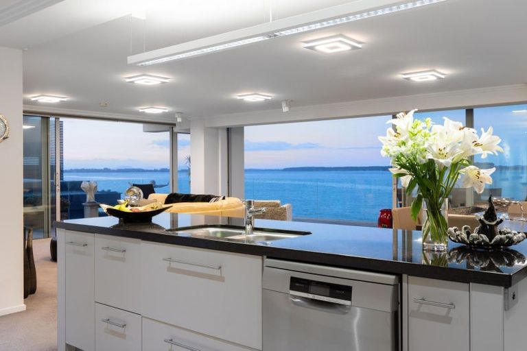 Photo of property in 3/104 Harbour Drive, Otumoetai, Tauranga, 3110