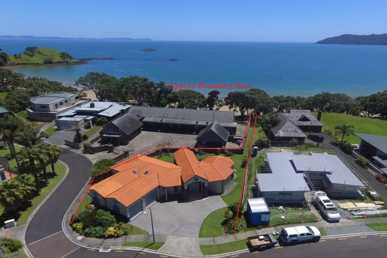 Photo of property in 28 Bayside Drive, Coopers Beach, 0420