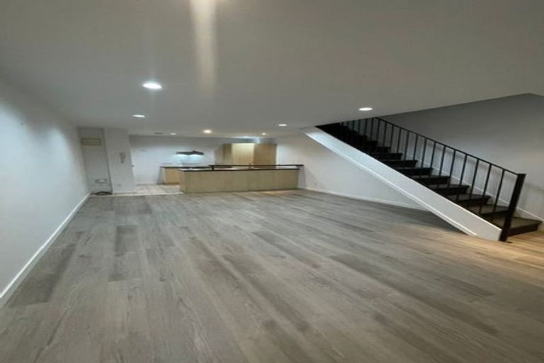 Photo of property in Mendoza Terraces, 9 Ebor Street, Te Aro, Wellington, 6011