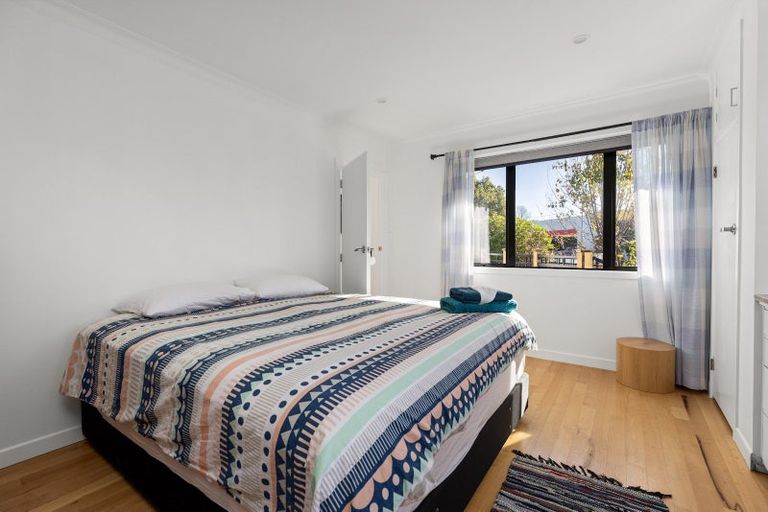 Photo of property in 22 Tenth Avenue, Tauranga, 3110