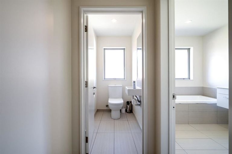 Photo of property in 38 Greenwich Street, Halswell, Christchurch, 8025