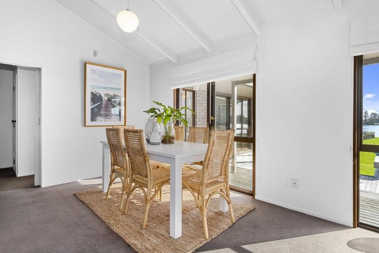 Property details for 28 Lindoch Avenue, Te Puna, Tauranga, 3174