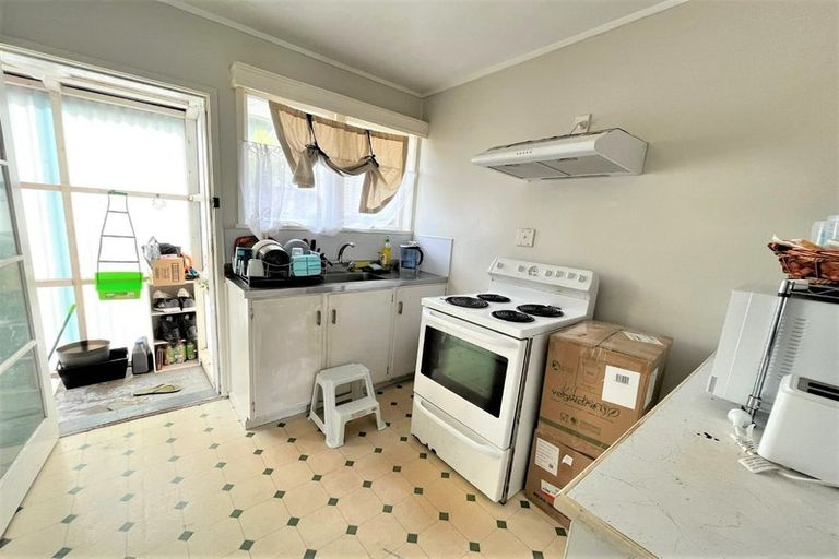 Photo of property in 2/38 Woolfield Road, Papatoetoe, Auckland, 2025