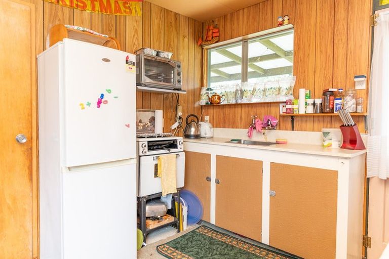 Photo of property in 26 Newburn Street, Waikaia, 9778