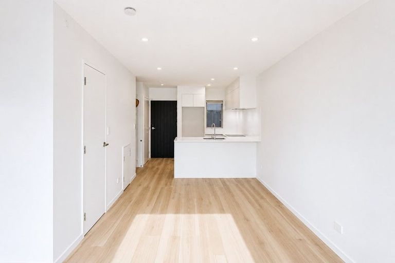 Photo of property in 7b Bettina Place, Manurewa, Auckland, 2102