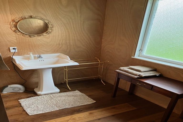 Photo of property in 1305 Motueka Valley Highway, Ngatimoti, Motueka, 7196