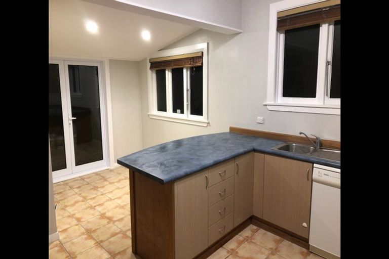 Photo of property in 22 Ava Street, Petone, Lower Hutt, 5012