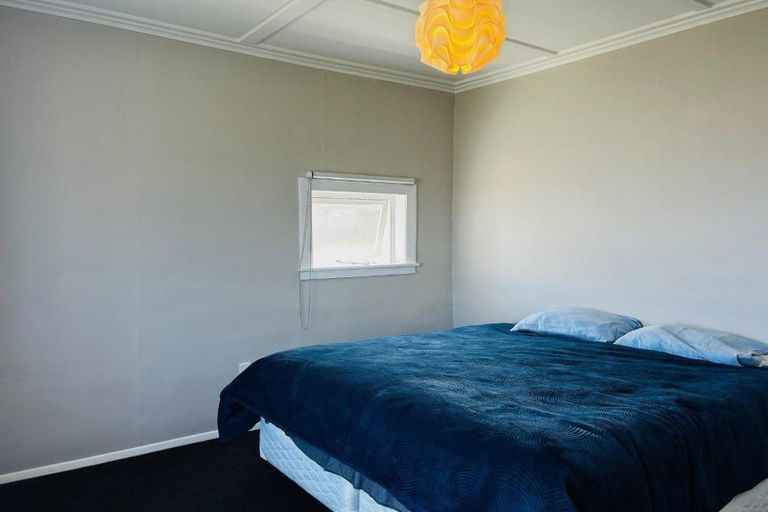 Photo of property in 2 Moore Avenue, Tawhero, Whanganui, 4501