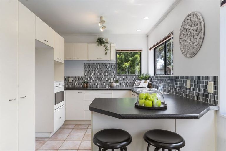 Photo of property in 77 Cook Street, Howick, Auckland, 2014