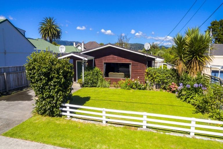 Photo of property in 65 Mcleod Street, Elderslea, Upper Hutt, 5018