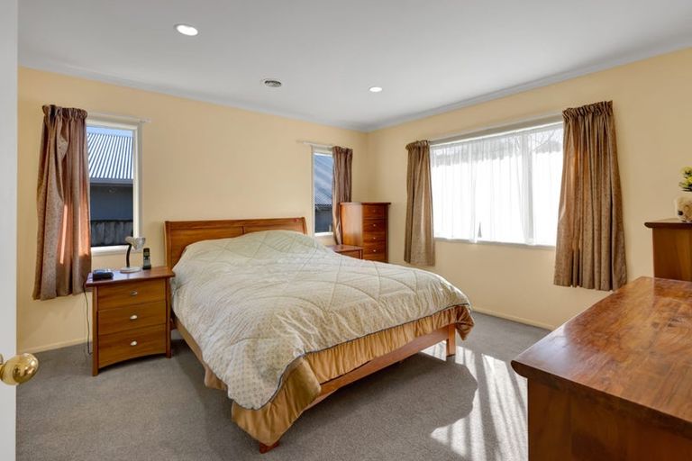 Photo of property in 12 Davies Road, Hurdon, New Plymouth, 4310