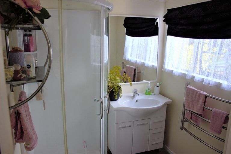 Photo of property in 61 West Hoe Heights, Orewa, 0931