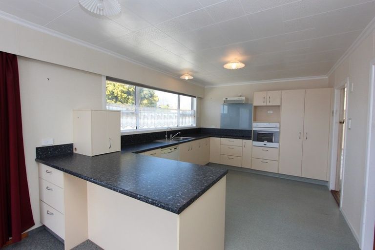 Photo of property in 13 Koromiko Street, Inglewood, 4330