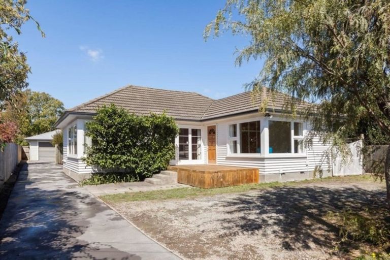 Photo of property in 2/18 Roker Street, Somerfield, Christchurch, 8024