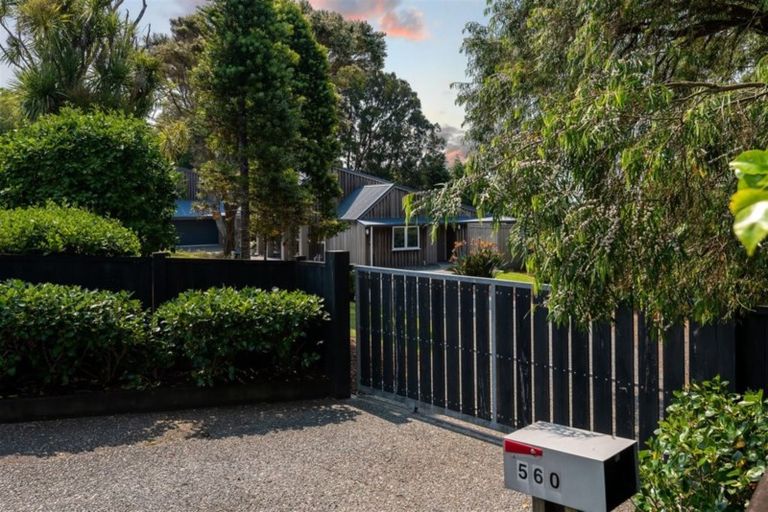 Photo of property in 560 Whitford Road, Whitford, Howick, 2571