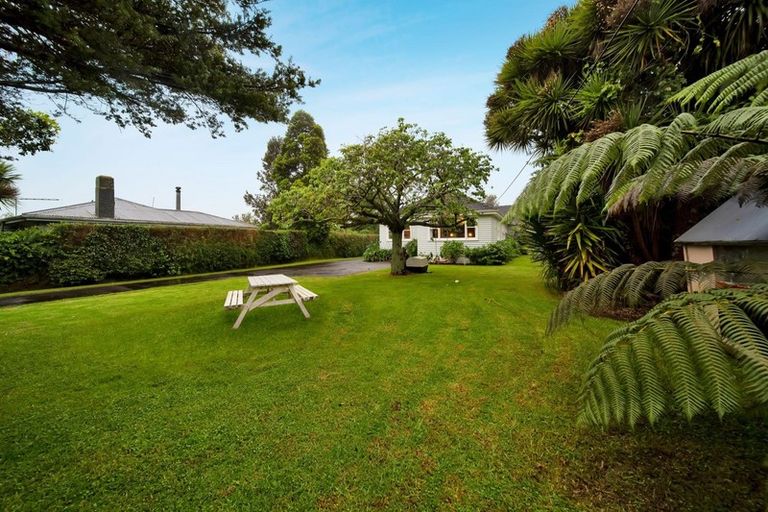 Photo of property in 41 Cumming Street, Okato, 4335