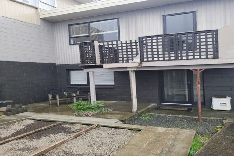 Photo of property in 2/7 Morice Place, Torbay, Auckland, 0630