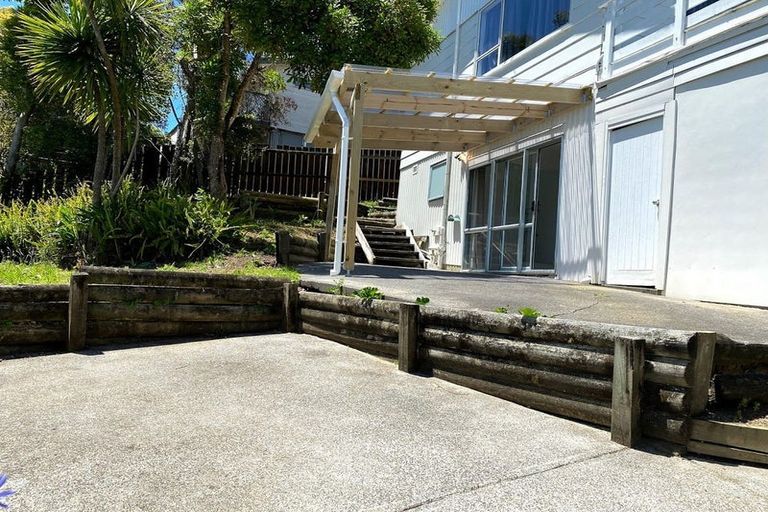 Photo of property in 12 Bryers Place, Bayview, Auckland, 0629