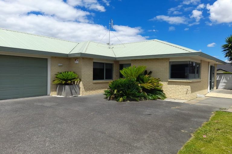 Photo of property in 18a George Crescent, Buckland, Pukekohe, 2677
