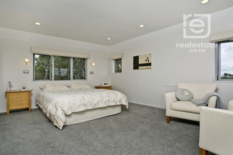 Photo of property in 11a Maleme Avenue, Belmont, Auckland, 0622