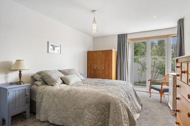 Photo of property in 2/55 Parr Terrace, Castor Bay, Auckland, 0620