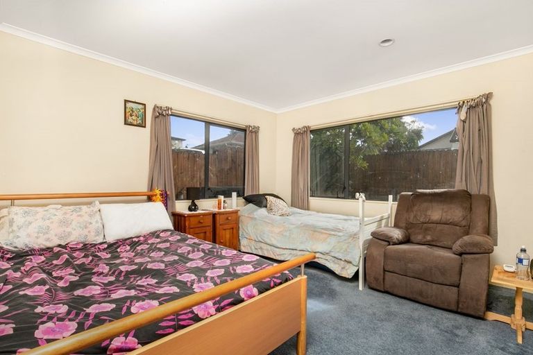 Photo of property in 4 Senator Drive, Manurewa, Auckland, 2105