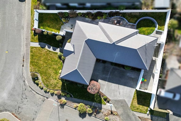 Photo of property in 1 Stanton Place, Woodend, 7610