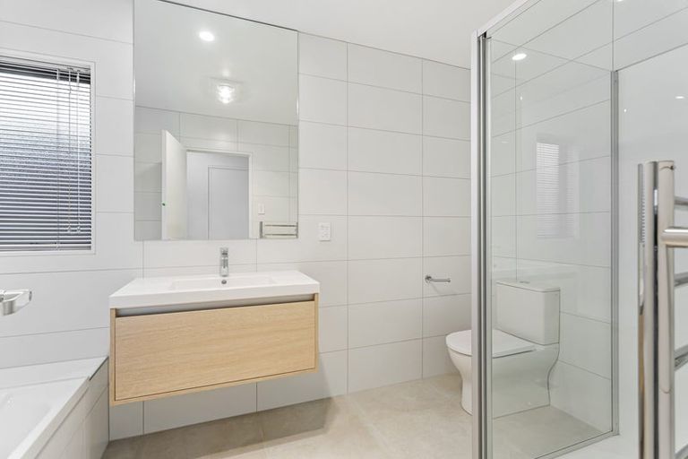 Photo of property in 105 Katikati Drive, Manurewa, 2102