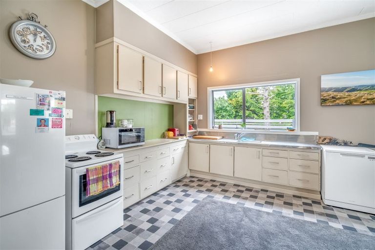 Photo of property in 68 York Road, Riversdale, 9776