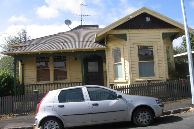 Photo of property in 1a Russell Street, Freemans Bay, Auckland, 1011