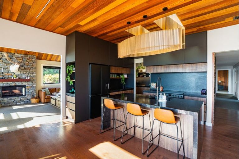 Photo of property in 336 Lake Terrace, Two Mile Bay, Taupo, 3330