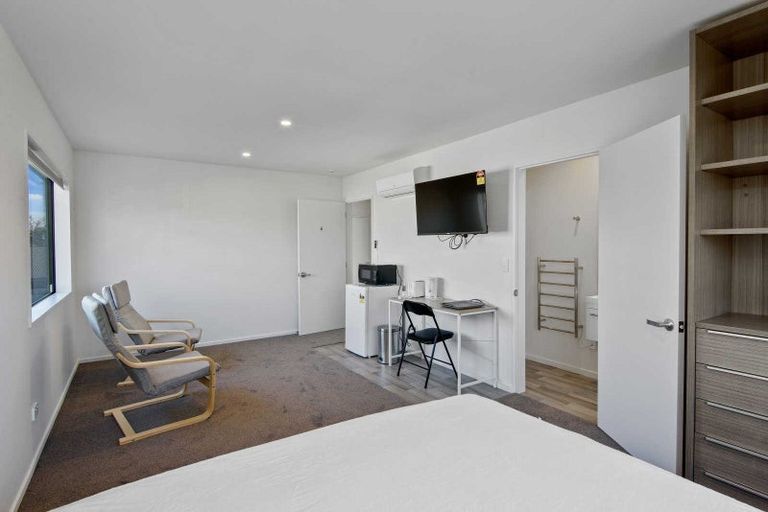 Photo of property in 7a Mathesons Road, Phillipstown, Christchurch, 8011