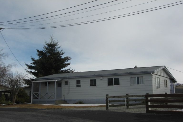 Photo of property in 21 Pukaki Place, Twizel, 7901