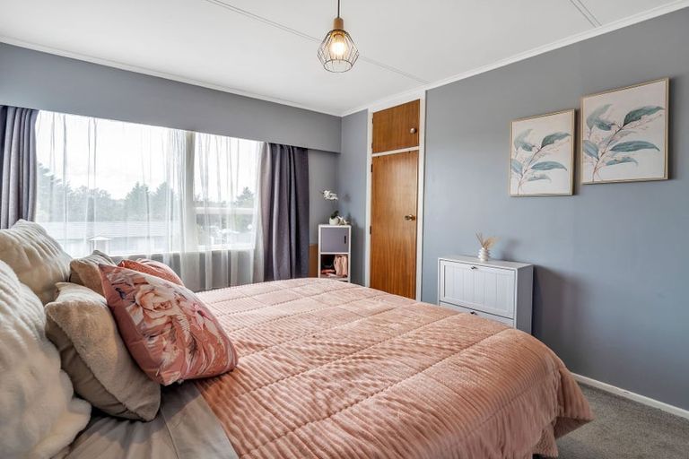 Photo of property in 11 Ries Street, Dannevirke, 4930