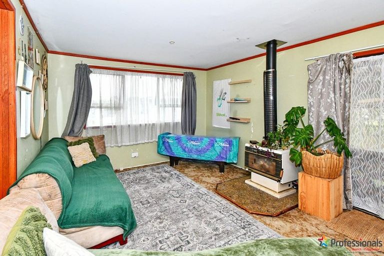Photo of property in 2 Serrano Place, Clover Park, Auckland, 2023