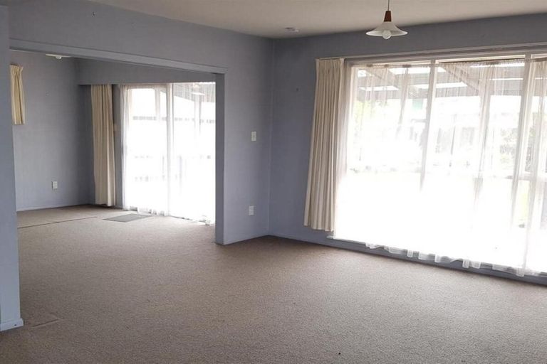 Photo of property in 17 Barrowclough Street, Hoon Hay, Christchurch, 8025