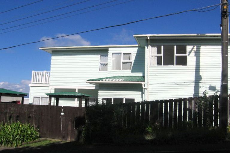 Photo of property in 7 Mitchell Street, Brooklyn, Wellington, 6021