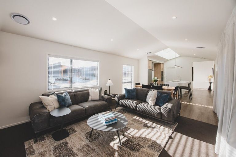 Photo of property in 1 Pinn Street, Lake Hawea, 9382